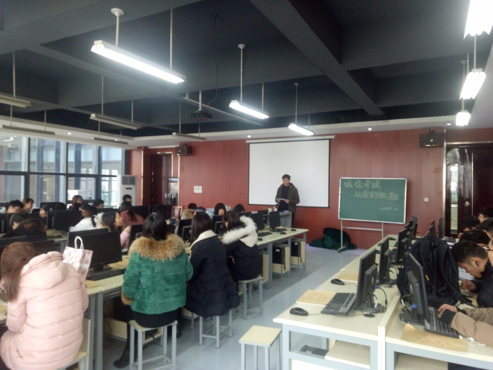 B598BB4E326AF8542FE08E70BC41B002.jpg B598BB4E326AF8542FE08E70BC41B002.jpg