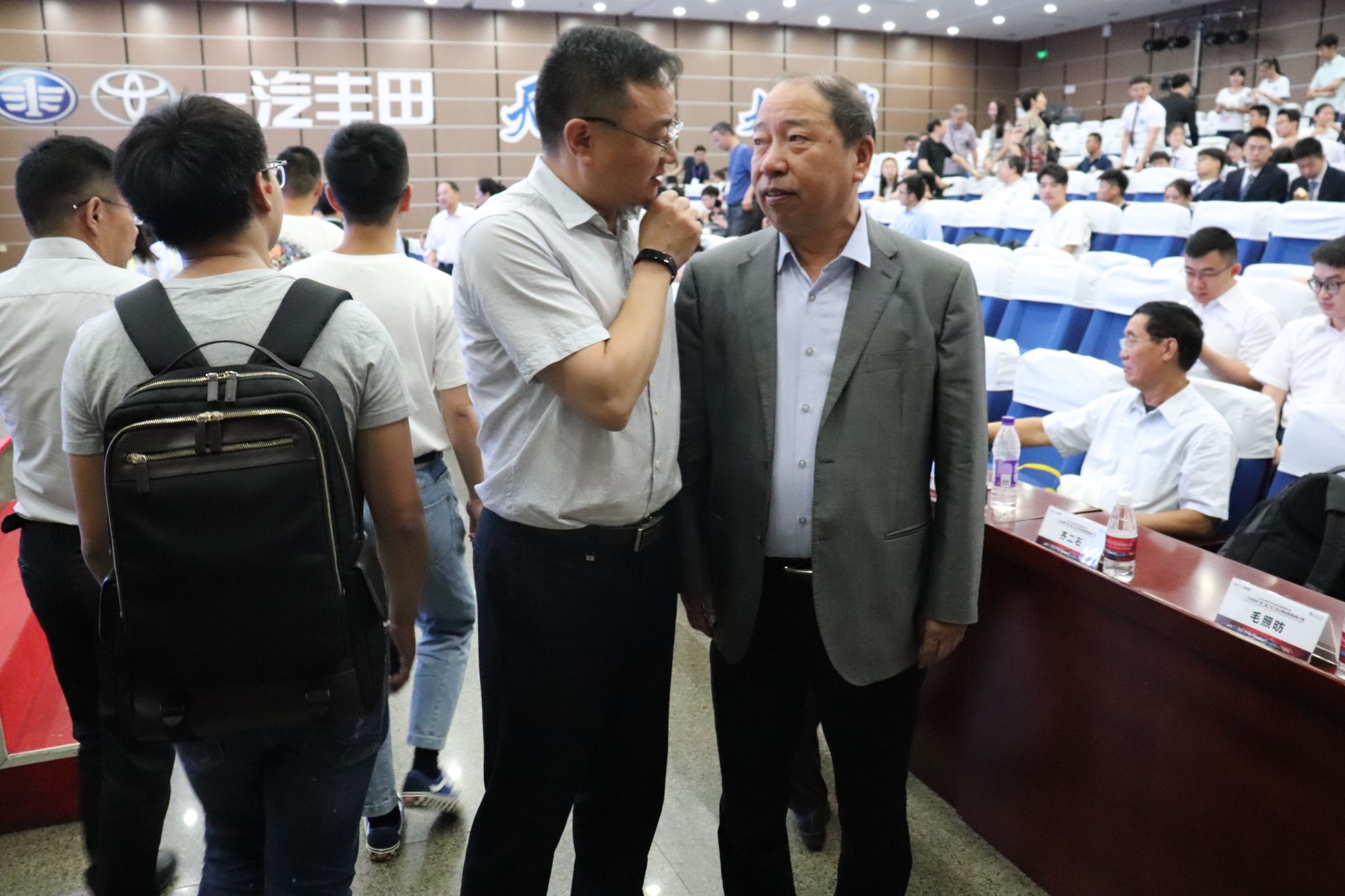 565ce2ddbdfa9128.jpg 565ce2ddbdfa9128.jpg