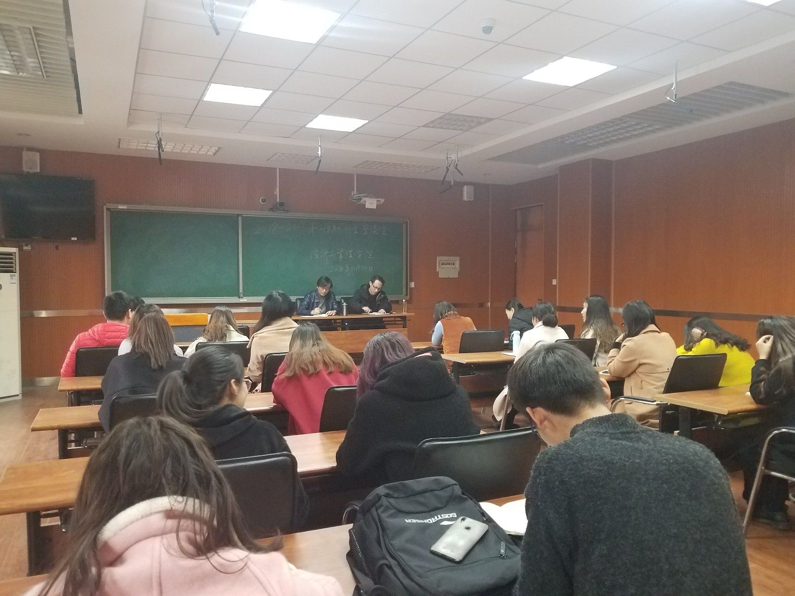 8c34e9bd1a08da05dc4e15f0a041d2a.jpg 8c34e9bd1a08da05dc4e15f0a041d2a.jpg