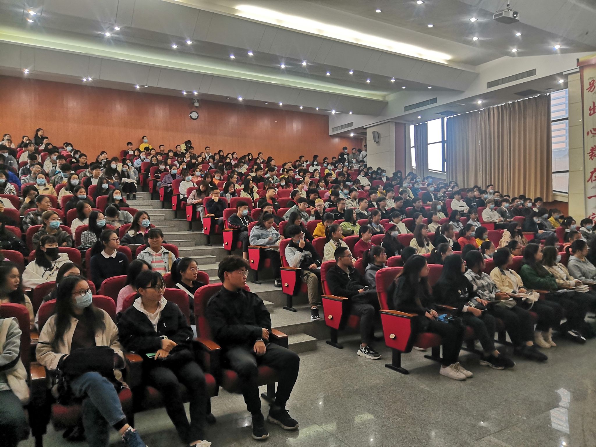 -41b4e8aa1e57653f.jpg -41b4e8aa1e57653f.jpg