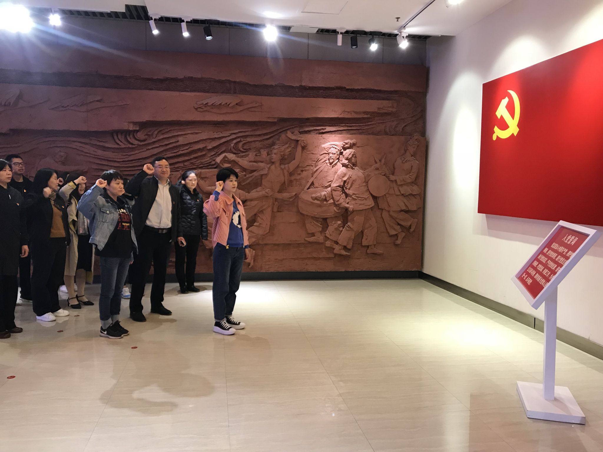 lADPD2sQvMeYGlHNC9DND8A_4032_3024.jpg lADPD2sQvMeYGlHNC9DND8A_4032_3024.jpg