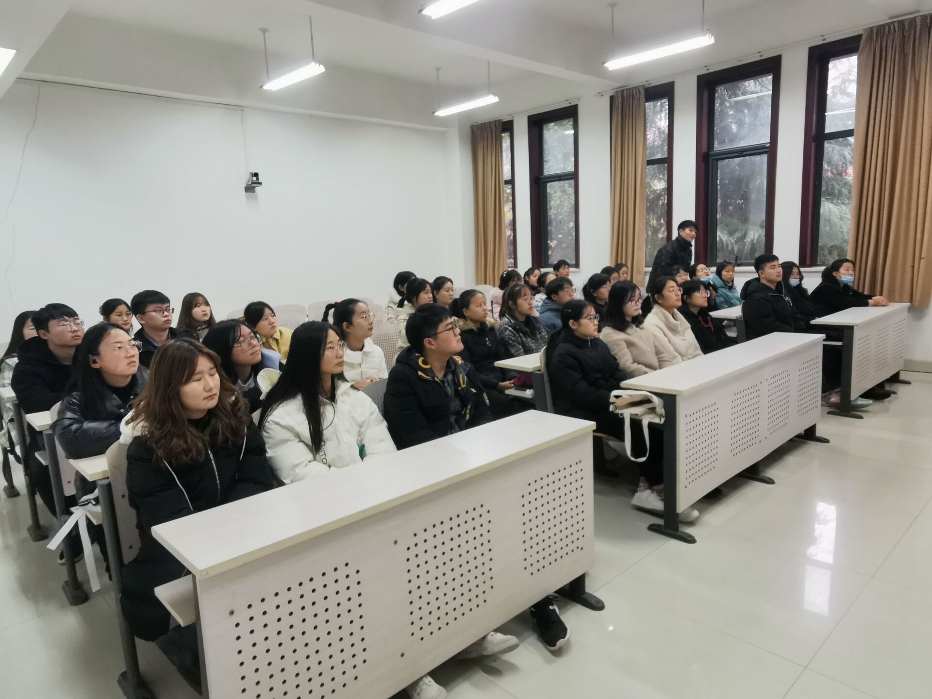 %(SO5)(8MYG1`HPGGRR6EJD.jpg %(SO5)(8MYG1`HPGGRR6EJD.jpg