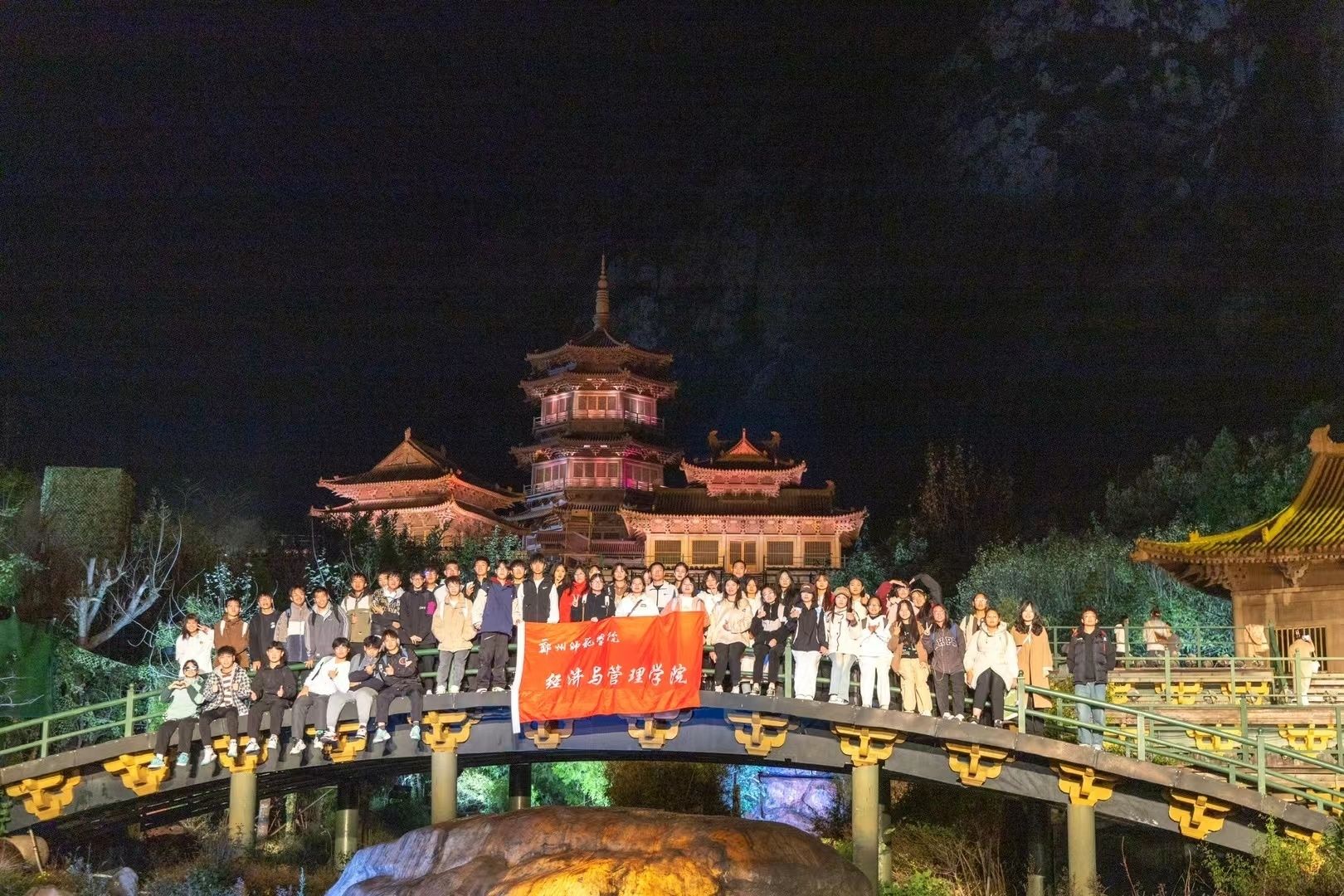 e5114fa3655e0555ff979b5cda40a99.jpg e5114fa3655e0555ff979b5cda40a99.jpg