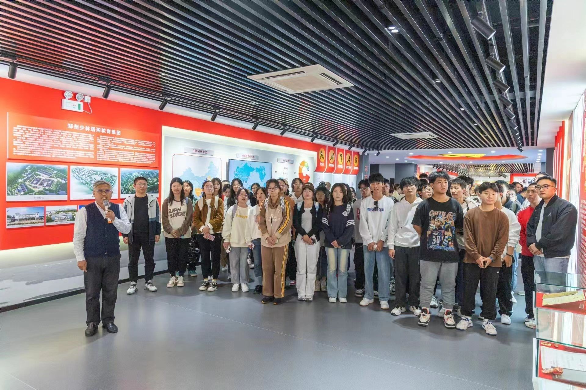 ddd48333e89480ba9efbd2e8f637bbb.jpg ddd48333e89480ba9efbd2e8f637bbb.jpg