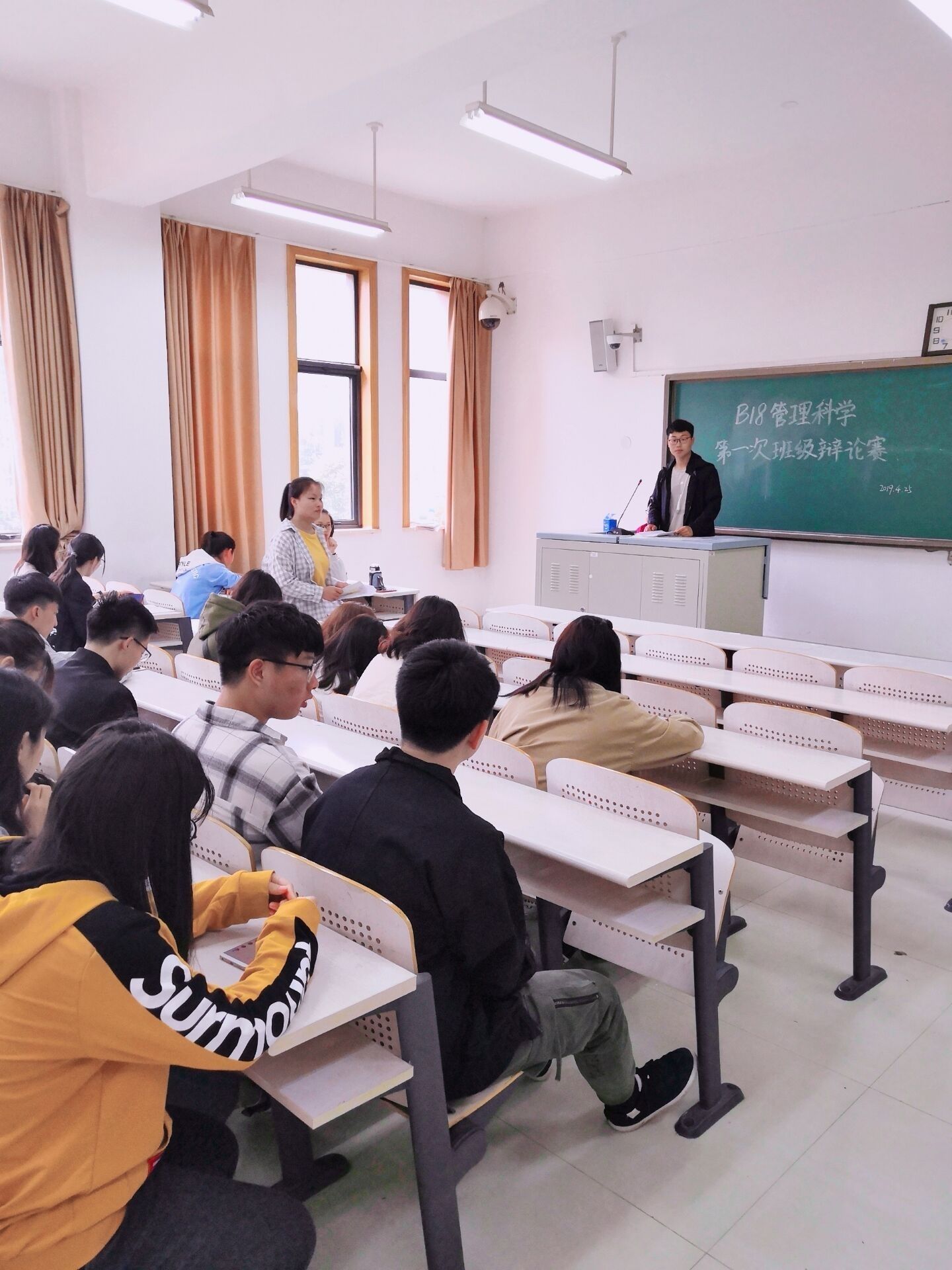 QQ图片20190429125340.jpg QQ图片20190429125340.jpg