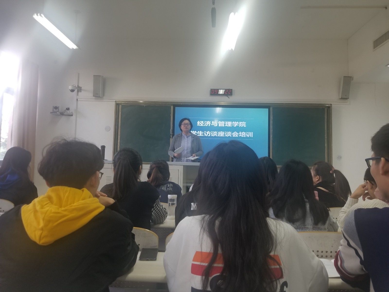 FDAAAF103E57A0A8D855046610D6456C.jpg FDAAAF103E57A0A8D855046610D6456C.jpg