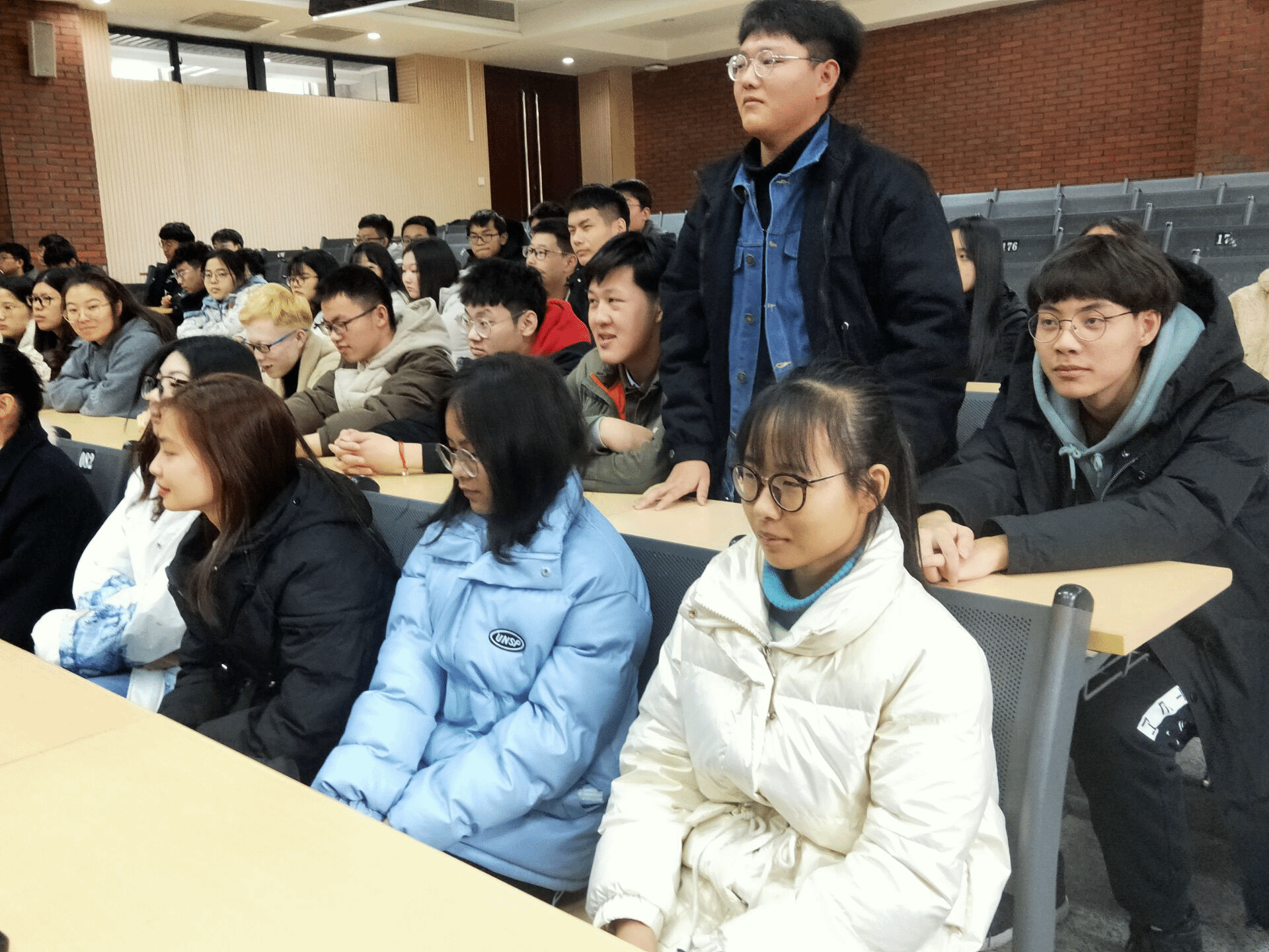 图片2.png 图片2.png