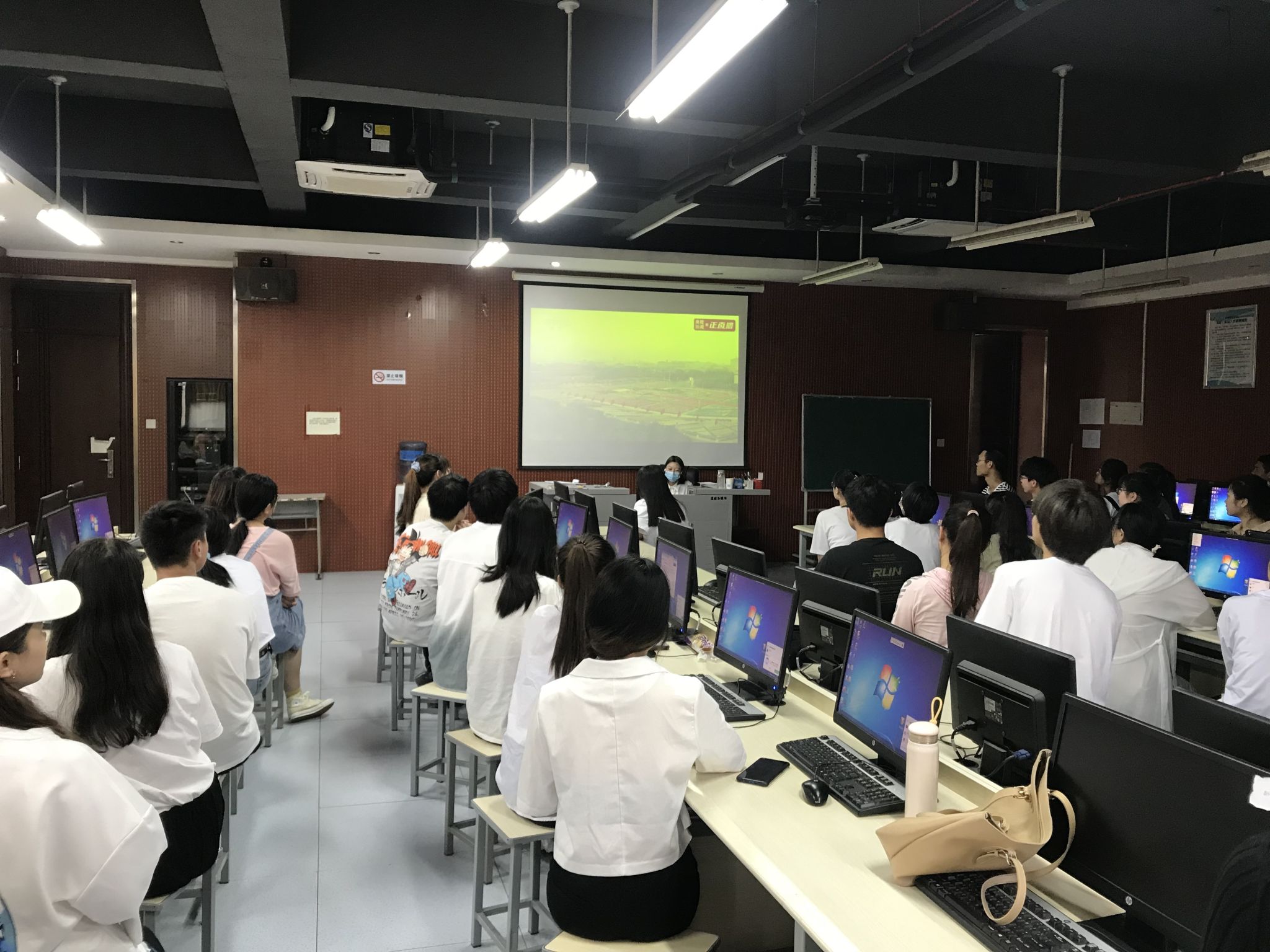 微信图片_2021070110251212.jpg 微信图片_2021070110251212.jpg