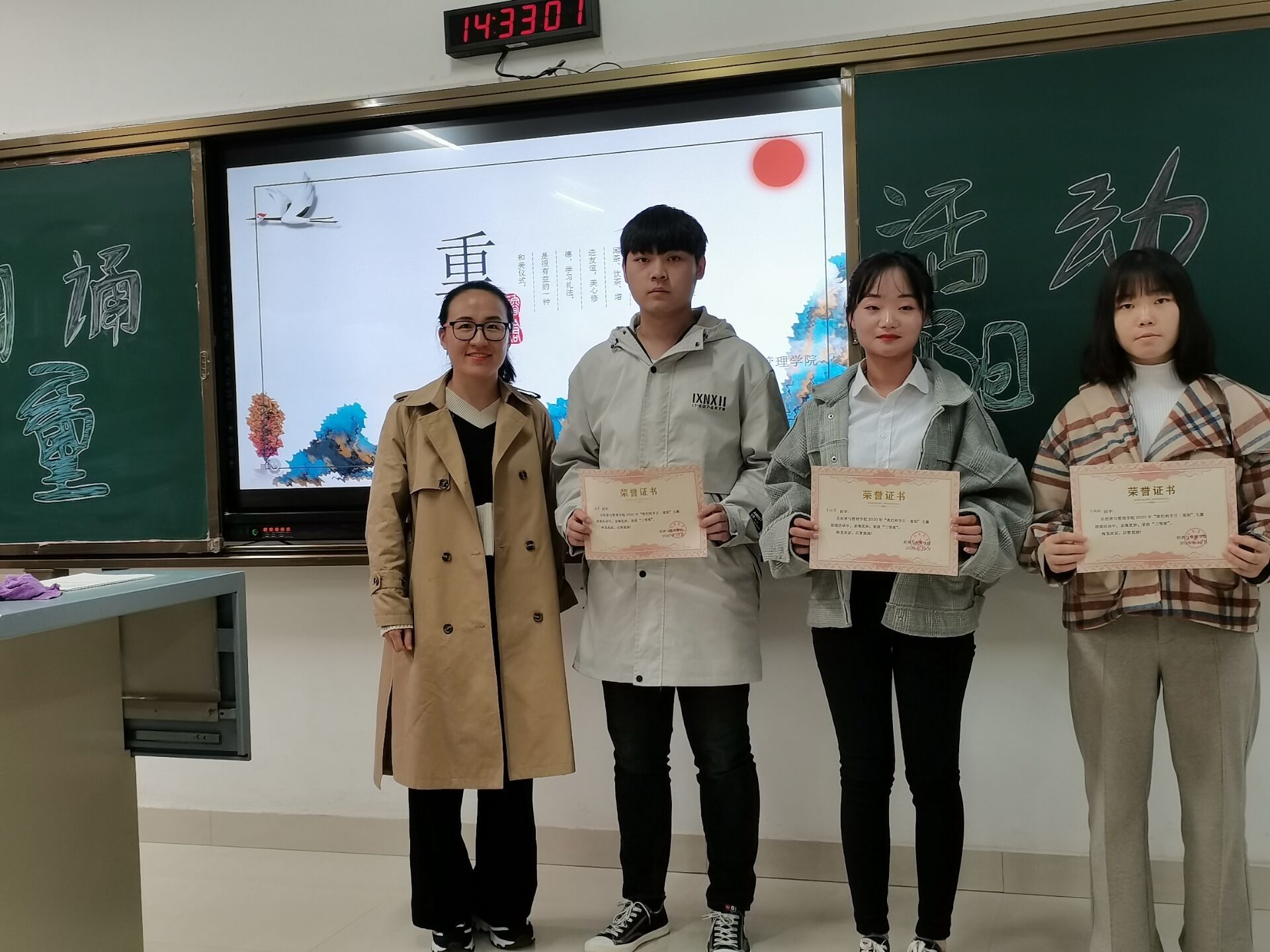 34803DD474F49AA25534F910C087DF1E.jpg 34803DD474F49AA25534F910C087DF1E.jpg